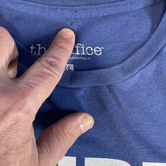 The Office Dunder Mifflin T-Shirt Men’s XL Blue Graphic Tee 2017 Universal TV - Picture 8 of 9